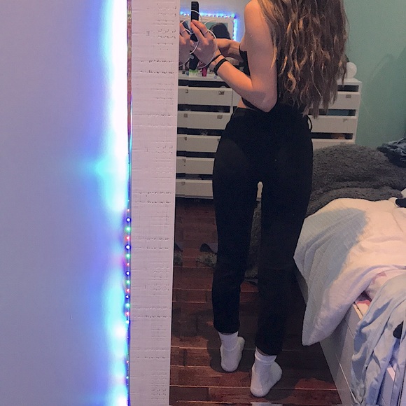 Rich & Skinny Black Jeans - Picture 2 of 3